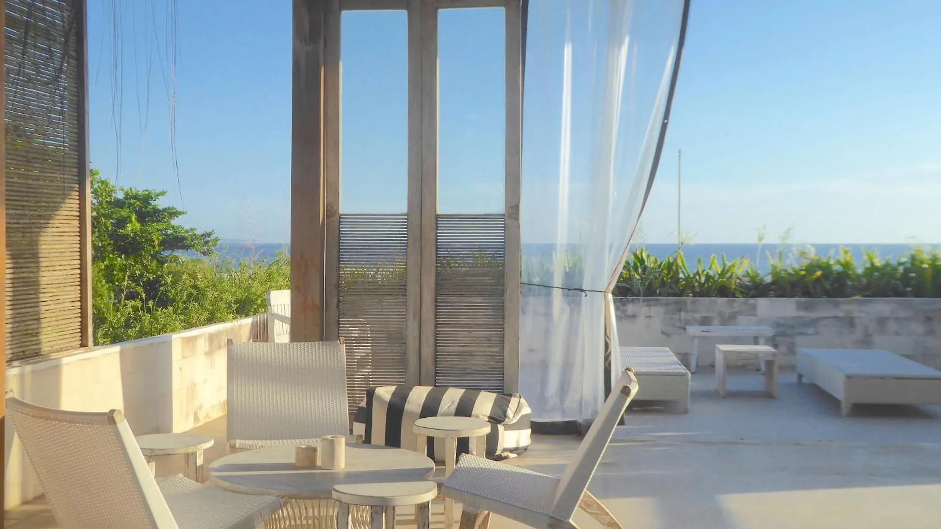 Bali Luxe Villa Beachfront Rooftop Sunsets Canggu