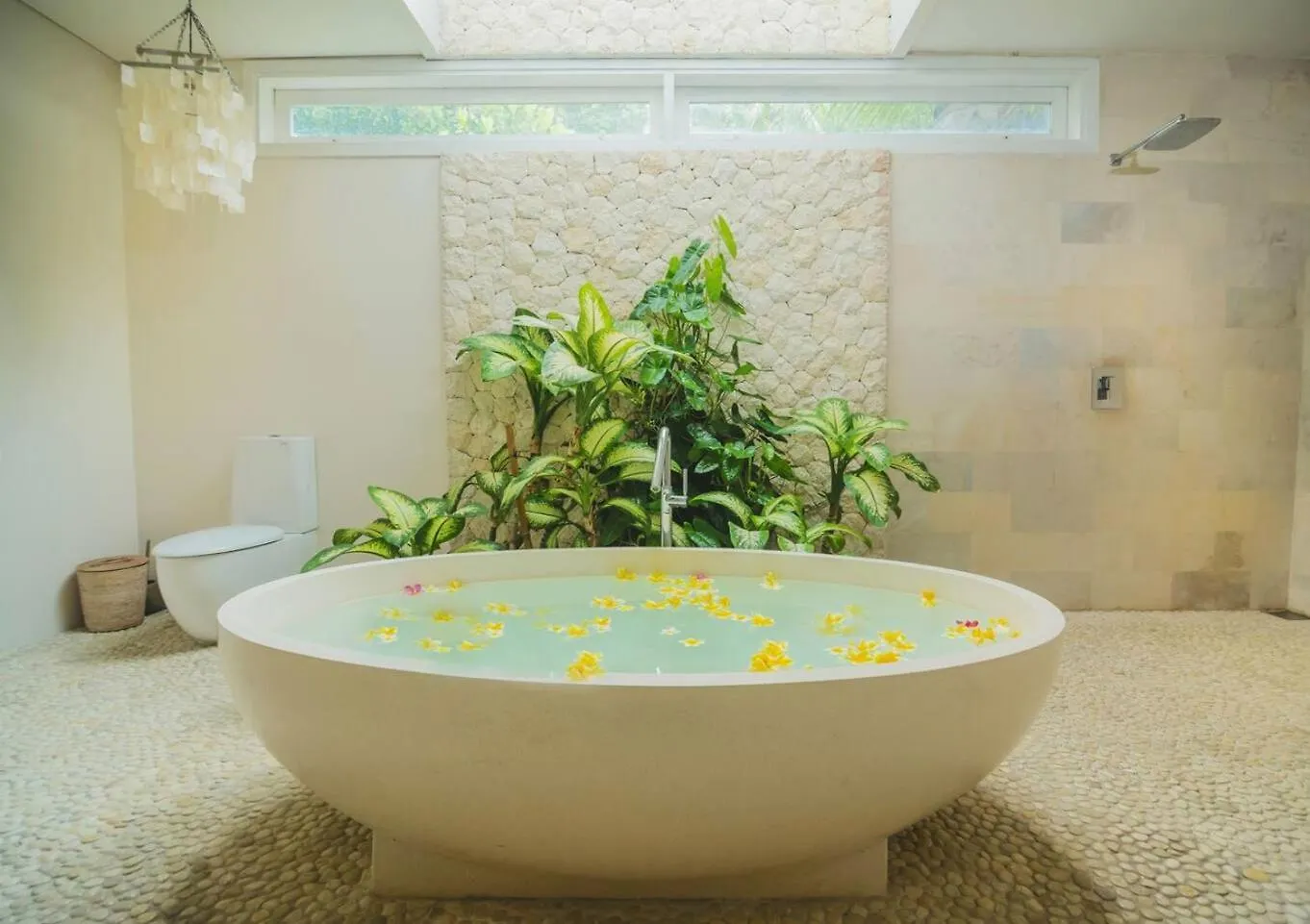 Bali Luxe Villa Beachfront Rooftop Sunsets Canggu