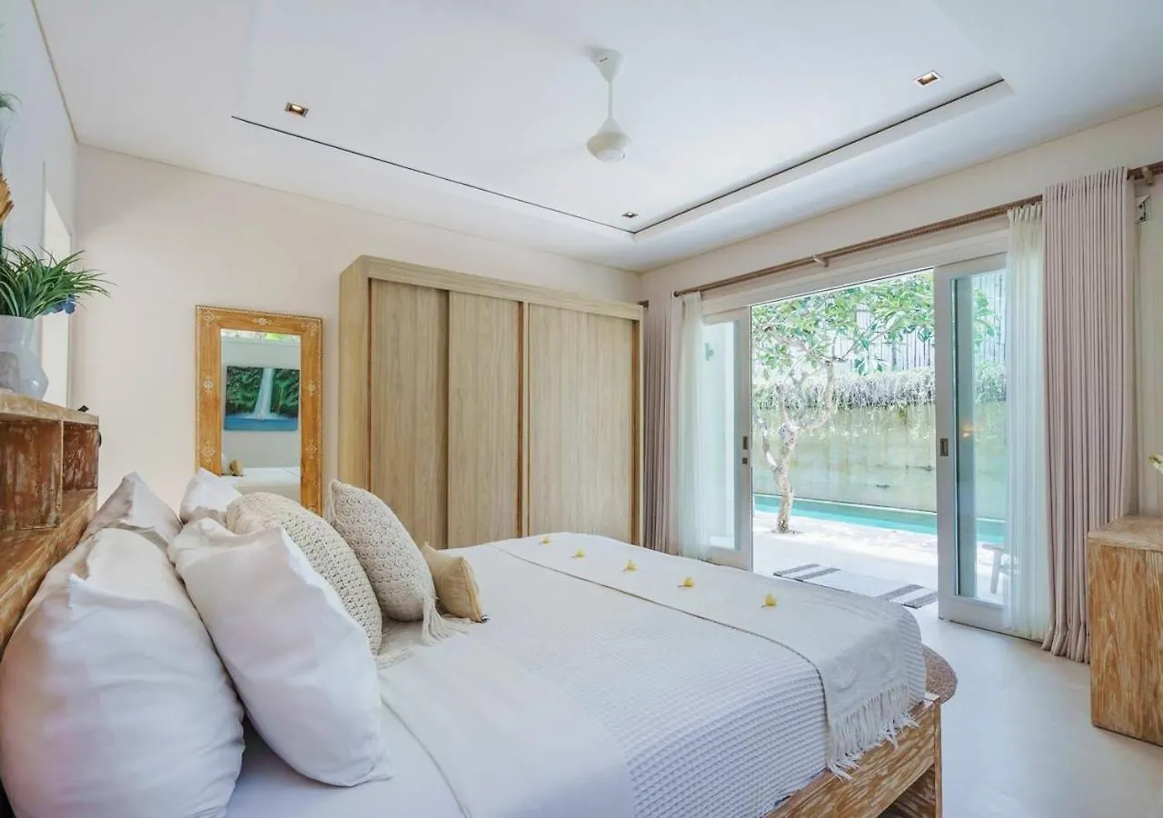 Bali Luxe Villa Beachfront Rooftop Sunsets Canggu