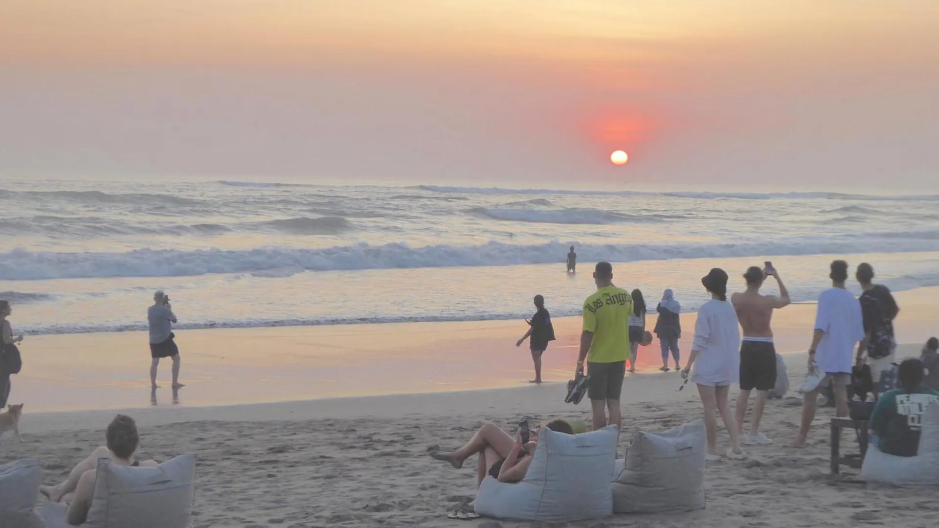 Bali Luxe Villa Beachfront Rooftop Sunsets Canggu