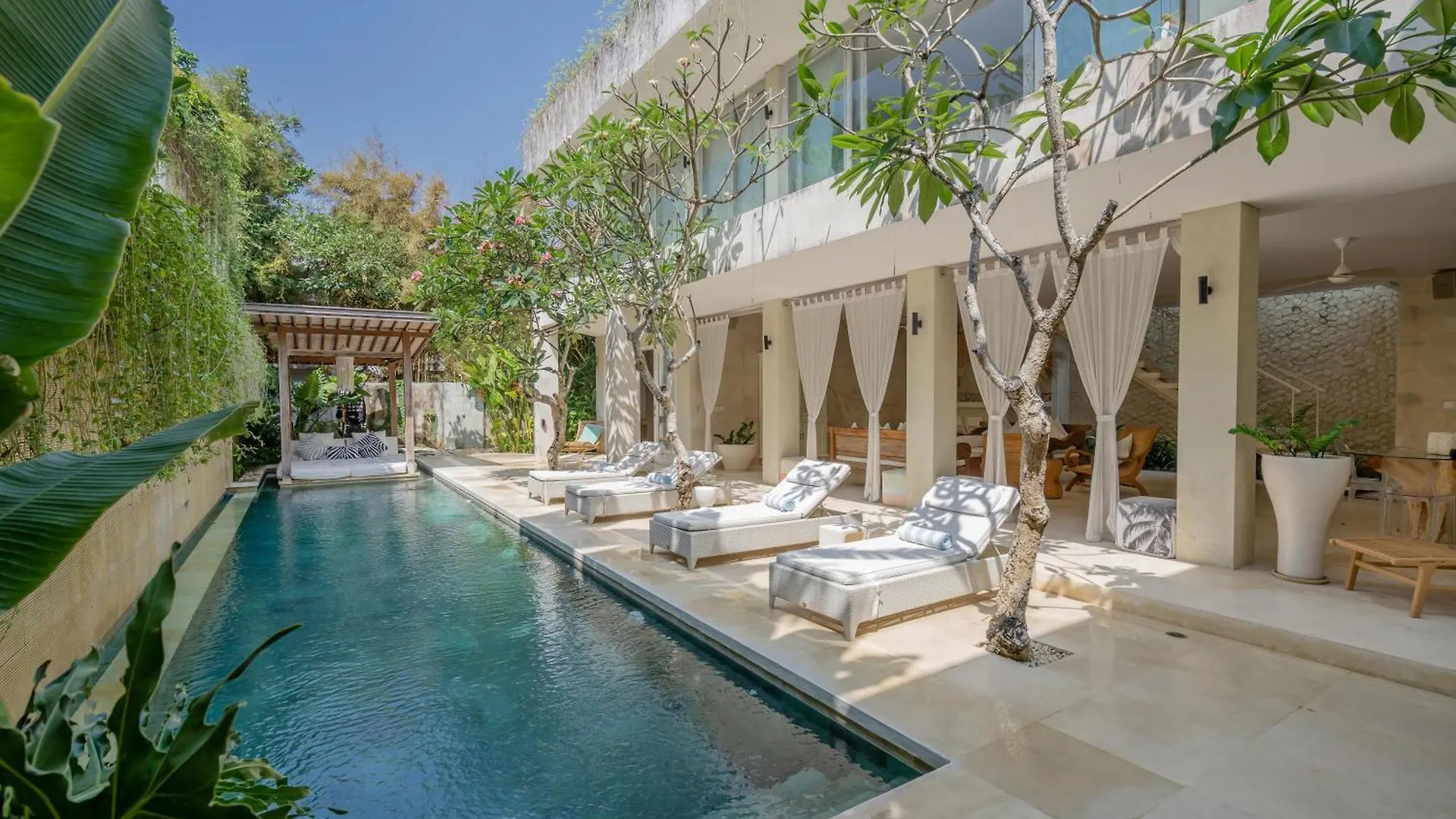 Bali Luxe Villa Beachfront Rooftop Sunsets Canggu