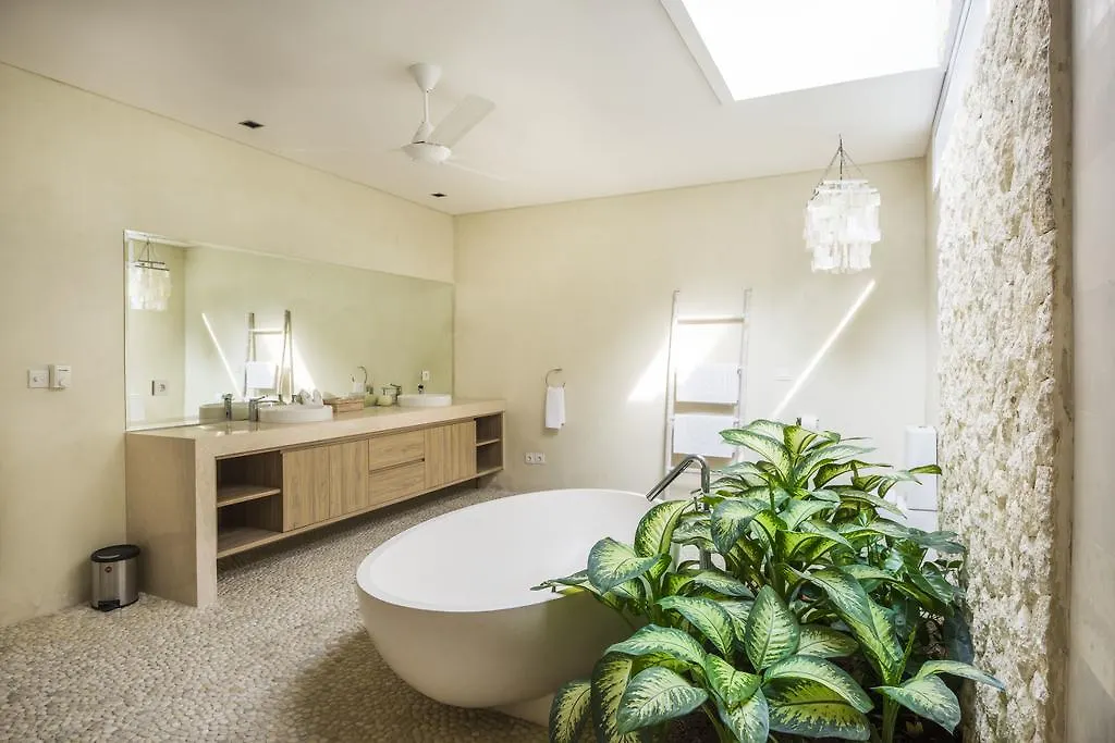 Bali Luxe Villa Beachfront Rooftop Sunsets Canggu